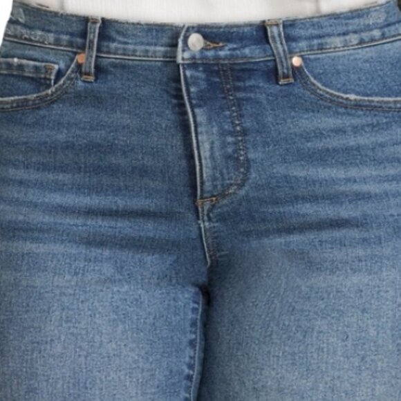 Sofia by Sofia Vergara Women's and Women's Plus Melisa Flare High Rise Jeans Sz - Picture 6 of 12